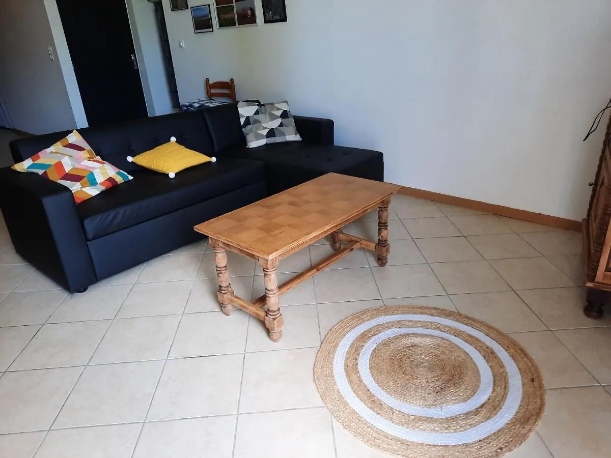 Chez Regis Apartment Lachapelle  0*, Lachapelle (Tarn-et-Garonne)